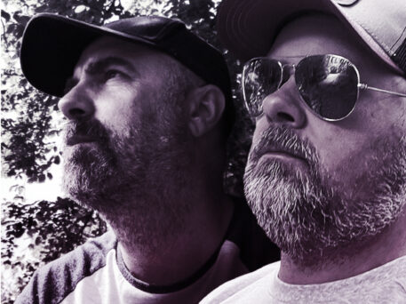Dos Hombres