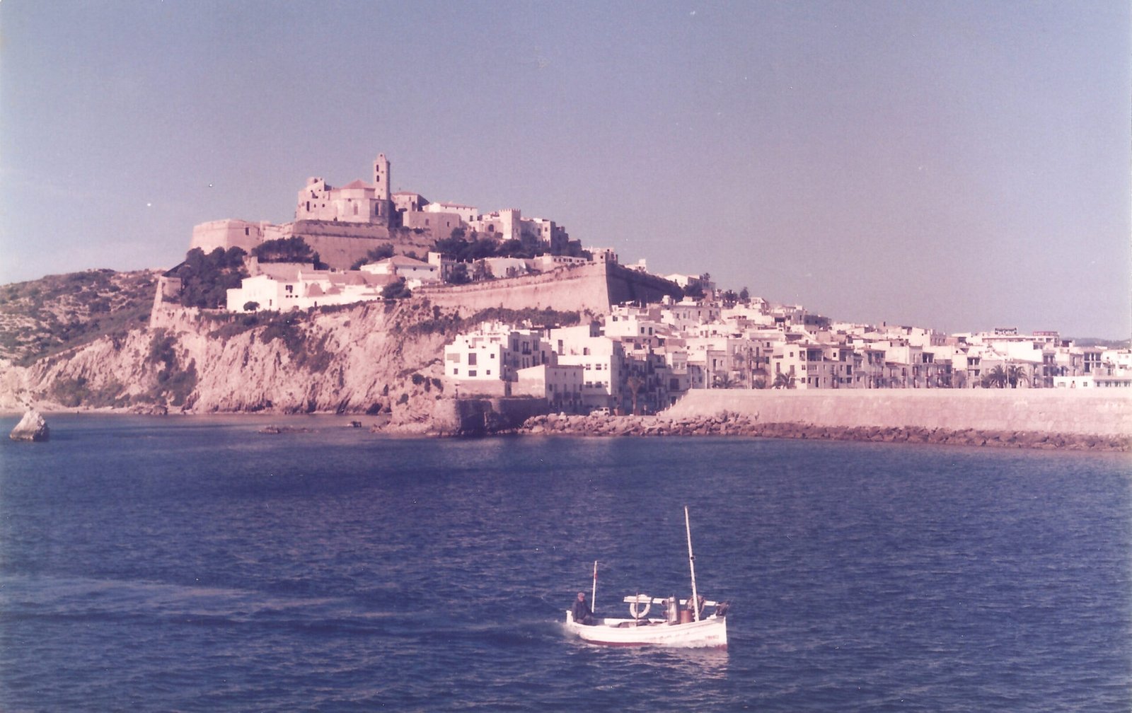 Ibiza vieille ville 1986 by Catherine Uro